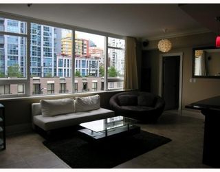 Photo 4: # 602 1280 RICHARDS ST in Vancouver: Condo for sale : MLS®# V776467