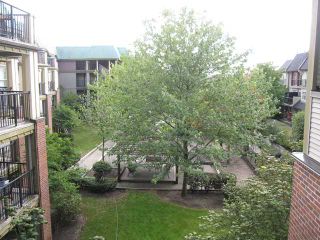 Photo 6: 313 1591 BOOTH Avenue in Coquitlam: Maillardville Condo for sale in "LE LAURENTIAN" : MLS®# V1040051