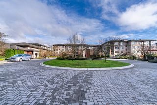 Photo 27: 318 9199 TOMICKI Avenue in Richmond: West Cambie Condo for sale in "Meridian Gate" : MLS®# R2637663