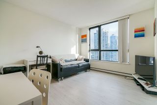 Photo 5: 1407 977 MAINLAND Street in Vancouver: Yaletown Condo for sale in "YALETOWN PARK 3" (Vancouver West)  : MLS®# R2524539