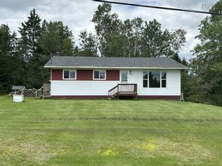 Photo 1: 411 Mark Road in Riverton: 108-Rural Pictou County Residential for sale (Northern Region)  : MLS®# 202317482