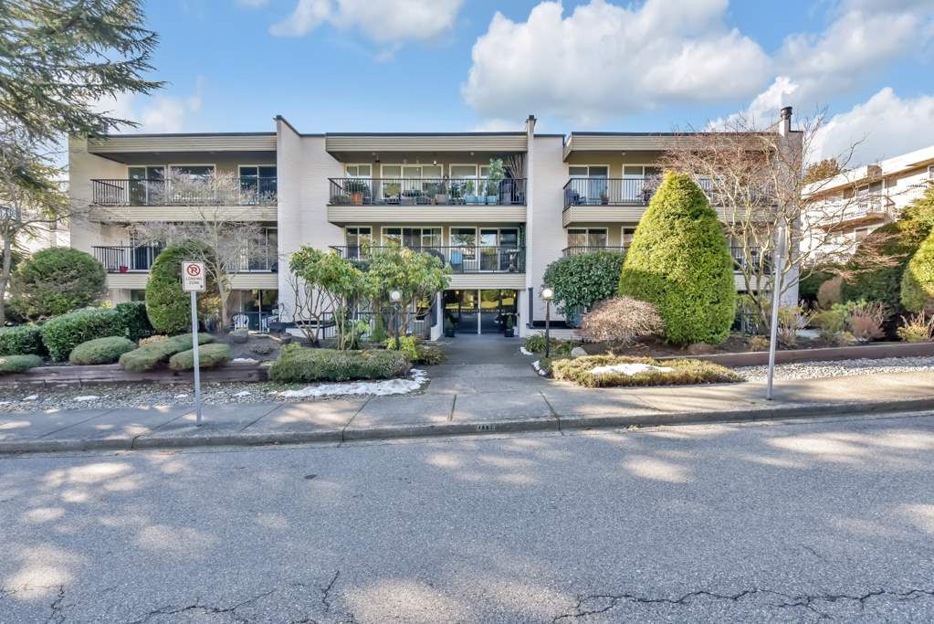 Main Photo: 102 1351 MARTIN Street: White Rock Condo for sale in "The Dogwood" (South Surrey White Rock)  : MLS®# R2540513