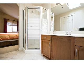 Photo 10: 2423 27 Street SW in : Killarney Glengarry Residential Attached for sale (Calgary)  : MLS®# C3508407