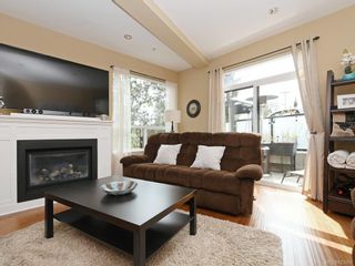 Photo 2: 1 2311 Watkiss Way in VICTORIA: VR Hospital Row/Townhouse for sale (View Royal)  : MLS®# 821869