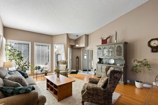 Photo 7: 688 Sunmills Drive SE in Calgary: Sundance Detached for sale : MLS®# A2035971