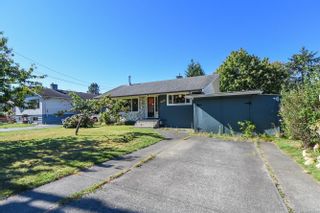 Photo 1: 883 Stewart Ave in Courtenay: CV Courtenay City House for sale (Comox Valley)  : MLS®# 892203