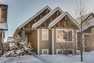 Main Photo: 20 PANORA Close NW in Calgary: Panorama Hills House for sale : MLS®# C4166006
