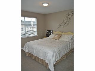 Photo 15: # 86 18883 65TH AV in Surrey: Cloverdale BC Townhouse for sale in "Applewood" (Cloverdale)  : MLS®# F1402311
