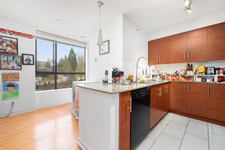 Photo 2: 703 813 AGNES Street in New Westminster: Downtown NW Condo for sale in "THE NEWS" : MLS®# R2676500