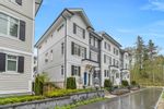 Main Photo: 30 2070 OAK MEADOWS Drive in Surrey: Grandview Surrey Townhouse for sale in "The Boroughs - Holloway" (South Surrey White Rock)  : MLS®# R2869849