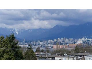 Photo 19: 401 2295 PANDORA Street in Vancouver: Hastings Condo for sale in "PANDORA GARDENS - SUNRISE" (Vancouver East)  : MLS®# V1050699