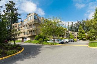 Photo 18: 302 1760 SOUTHMERE Crescent in Surrey: Sunnyside Park Surrey Condo for sale in "Capstan Way Spinnaker III" (South Surrey White Rock)  : MLS®# R2663668
