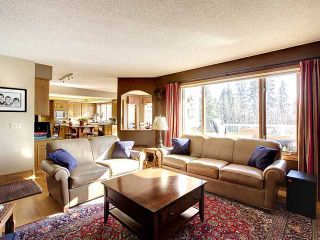 Photo 12: 116 Shawnee Gardens SW in CALGARY: Shawnee Slps Evergreen Est Residential Detached Single Family for sale (Calgary)  : MLS®# C3559440