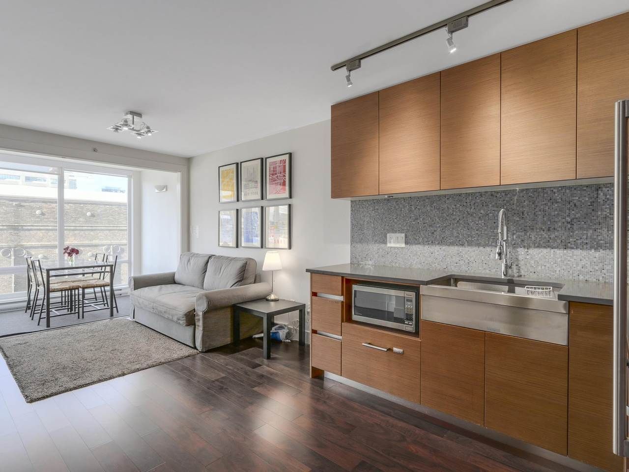 Main Photo: 705 565 SMITHE STREET in Vancouver: Downtown VW Condo for sale (Vancouver West)  : MLS®# R2116160