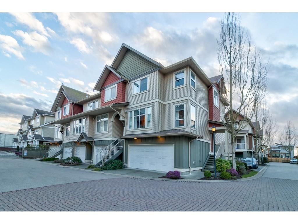Main Photo: 21 12311 NO. 2 Road in Richmond: Steveston South Townhouse for sale in "FAIRWIND" : MLS®# R2654310