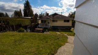 Photo 18: 2349 ROSEDALE Drive in Vancouver: Fraserview VE House for sale (Vancouver East)  : MLS®# R2435966