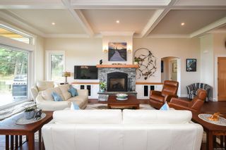 Photo 15: 955 Balmoral Rd in Comox: CV Comox Peninsula House for sale (Comox Valley)  : MLS®# 885746