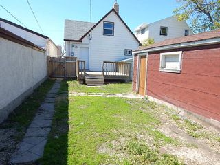 Photo 16: 981 Selkirk Avenue in Winnipeg: House for sale : MLS®# 1813192