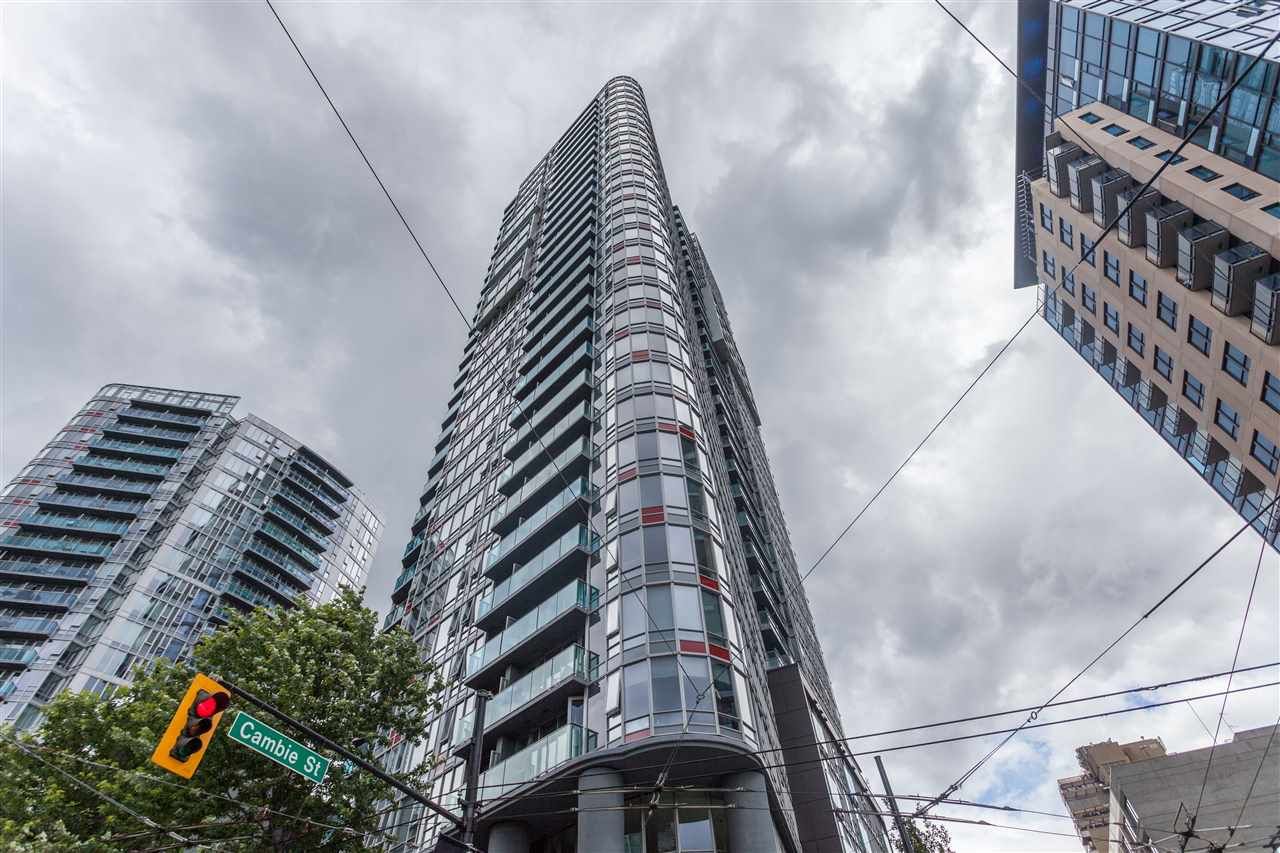 Main Photo: 809 233 ROBSON Street in Vancouver: Downtown VW Condo for sale in "TV TOWER II" (Vancouver West)  : MLS®# 2081176