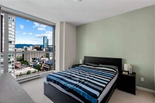 Photo 3: 1907 928 RICHARDS Street in Vancouver: Yaletown Condo for sale in "Savoy" (Vancouver West)  : MLS®# R2590617