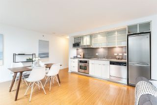 Photo 6: 817 168 POWELL STREET in Vancouver: Downtown VE Condo for sale (Vancouver East)  : MLS®# R2502867