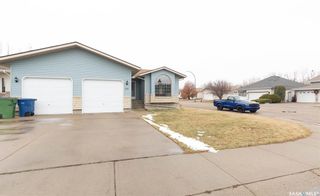 Photo 2: 66 Lewry Crescent in Moose Jaw: VLA/Sunningdale Residential for sale : MLS®# SK953422