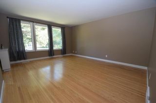 Photo 3: 11 Laval Drive in Winnipeg: Fort Richmond Residential for sale (1K)  : MLS®# 202021012