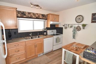 Photo 2: 65 Edgedale Road NW in Calgary: Edgemont Semi Detached (Half Duplex) for sale : MLS®# A2018715