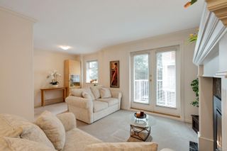 Photo 6: 7 2921 Cook St in Victoria: Vi Mayfair Row/Townhouse for sale : MLS®# 956137