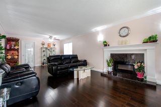 Photo 2: 5756 ST. MARGARETS Street in Vancouver: Killarney VE House for sale (Vancouver East)  : MLS®# R2501087