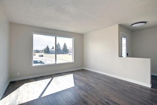 Photo 4: 120 Bernard Close NW in Calgary: Beddington Heights Detached for sale : MLS®# A1205413