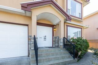 Photo 4: 5758 BURNS Place in Burnaby: Upper Deer Lake House for sale (Burnaby South)  : MLS®# R2818445