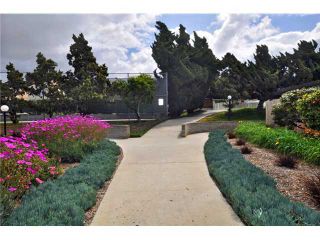 Photo 4: UNIVERSITY CITY Townhouse for sale : 3 bedrooms : 4484 Eastgate Mall #8 in San Diego