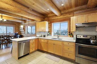 Photo 10: 605 Arrowsmith Ridge in Courtenay: CV Mt Washington House for sale (Comox Valley)  : MLS®# 914262