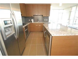 Photo 5: 2002 6188 WILSON Avenue in Burnaby: Metrotown Condo for sale in "JEWEL" (Burnaby South)  : MLS®# V843626