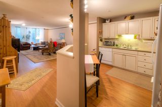 Photo 3: 102 68 RICHMOND Street in New Westminster: Fraserview NW Condo for sale in "Gate House" : MLS®# R2120125