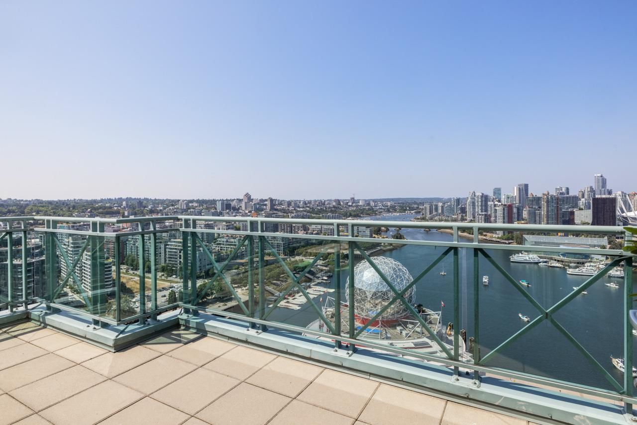Main Photo: 2901 1188 QUEBEC Street in Vancouver: Downtown VE Condo for sale in "City Gate" (Vancouver East)  : MLS®# R2811770