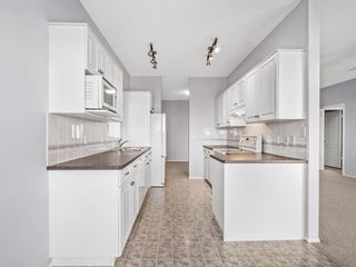 Photo 15: 134 Shannon Estates Terrace SW in Calgary: Shawnessy Semi Detached (Half Duplex) for sale : MLS®# A2012424