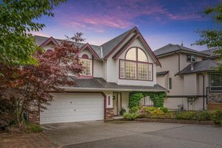 Photo 1: 33660 BLUEBERRY DRIVE in Mission: Mission BC House for sale : MLS®# R2790898