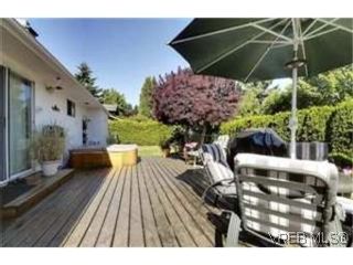 Photo 9: 1960 Hovey Rd in SAANICHTON: CS Saanichton House for sale (Central Saanich)  : MLS®# 477126