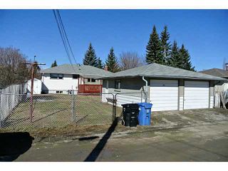 Photo 10: 3136 45 Street SW in CALGARY: Glenbrook Residential Detached Single Family for sale (Calgary)  : MLS®# C3625584