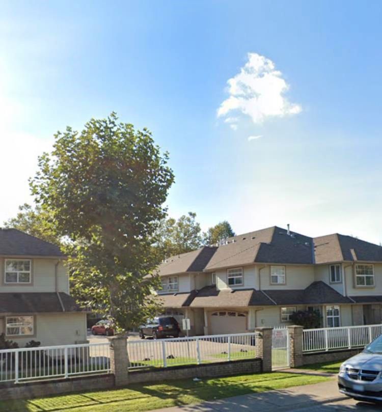 FEATURED LISTING: 37 - 12165 75 Avenue Surrey