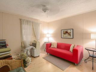 Photo 11: 6 145 KING EDWARD Street in Coquitlam: Coquitlam East Manufactured Home for sale : MLS®# R2248856