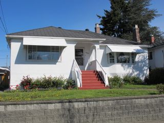 Photo 1: 1605 LONDON Street in New Westminster: West End NW House for sale in "WEST END" : MLS®# R2162513