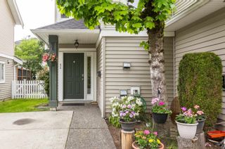 Photo 2: 42 6513 200 Street in Langley: Willoughby Heights Townhouse for sale in "LOGAN CREEK" : MLS®# R2879028