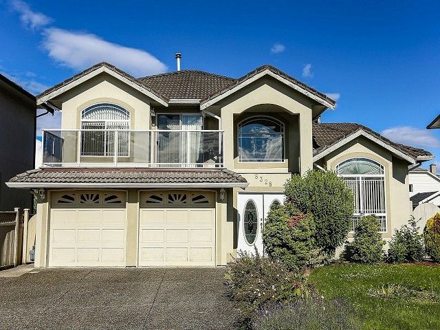 Main Photo: 8328 133 Street in Surrey: Queen Mary Park Surrey House for sale : MLS®# F1314348