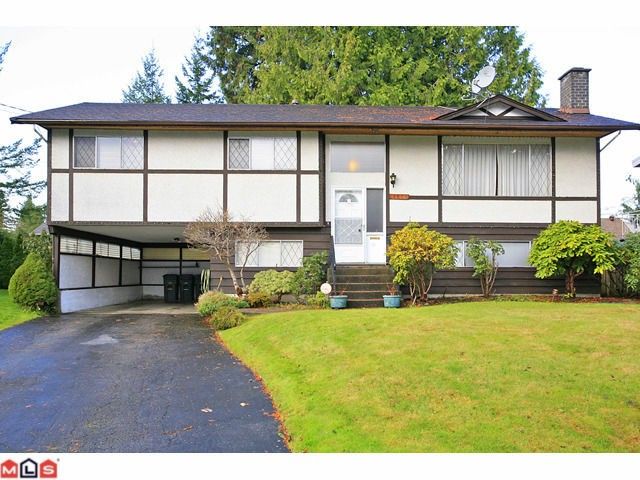 Main Photo: 9971 125TH Street in Surrey: Cedar Hills House for sale in "St. Helens" (North Surrey)  : MLS®# F1127438
