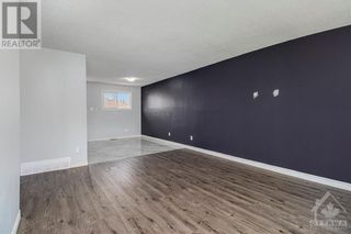 Photo 3: 852 WILLOW AVENUE in Ottawa: House for sale : MLS®# 1384191