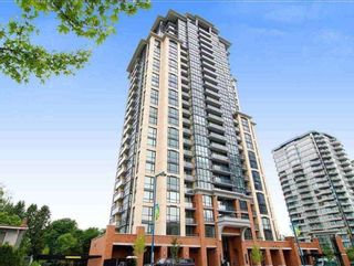 Photo 1: 807 10777 UNIVERSITY Drive in Surrey: Whalley Condo for sale in "City Point" (North Surrey)  : MLS®# R2593090