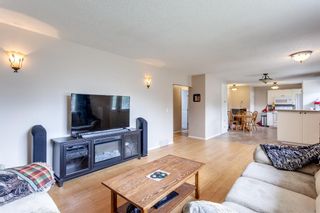 Photo 7: 2012 Cottonwood Crescent SE in Calgary: Southview Detached for sale : MLS®# A1215900